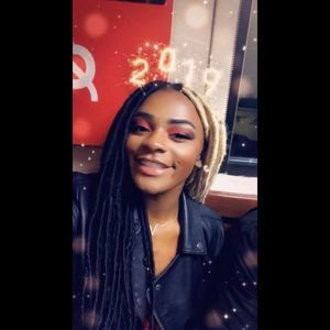 Meet your Posher, Yvonna